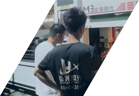揭秘「车上人妻」的车内世界：不仅是交通工具，更是情绪缓冲带